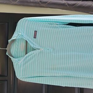 Women's vineyard vines striped sankaty shep shirt, worn once.